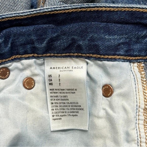 {AE American Eagle} "Tomgirl Short" Rolled Cuffed Hem Midi Mom Denim Jean Shorts - Picture 5 of 6